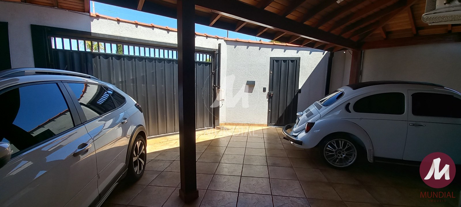 Garagem/estacionamento — foto 2