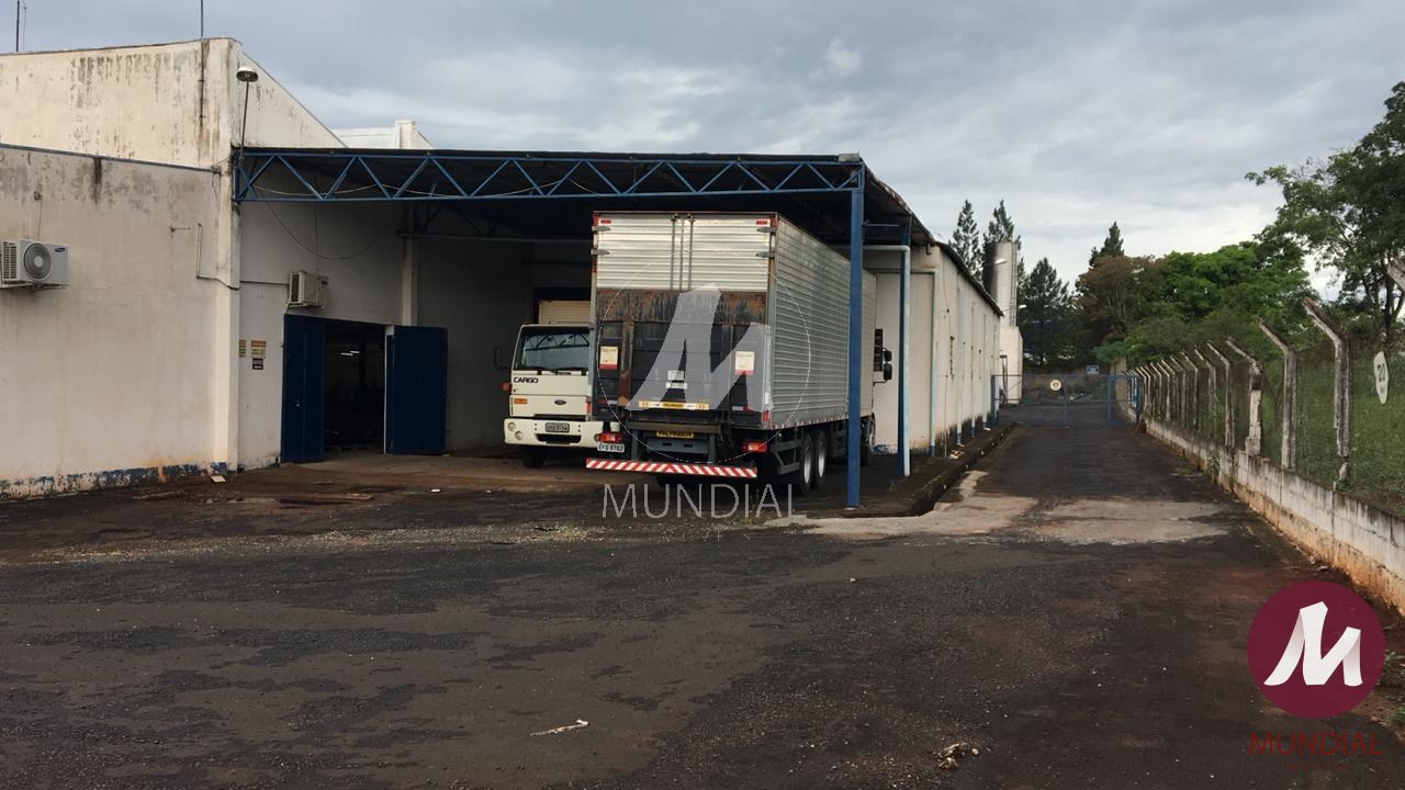Garagem/estacionamento — foto 4