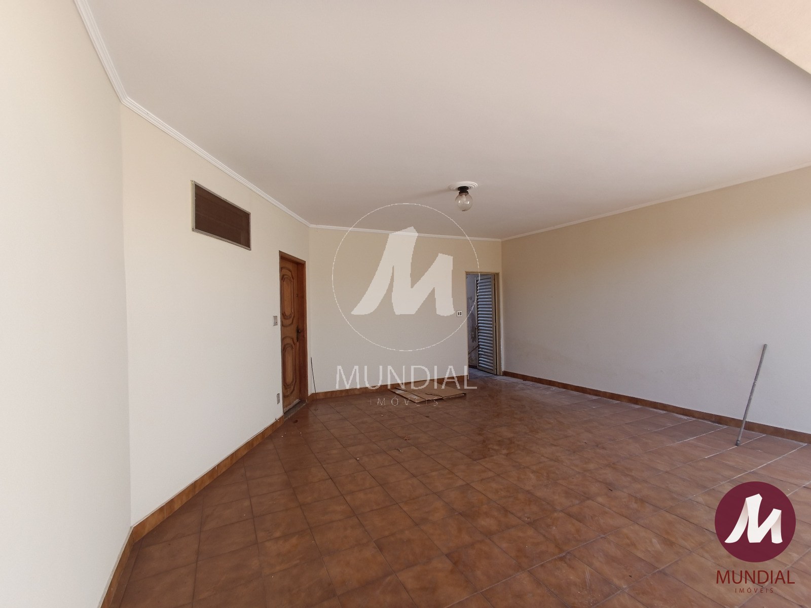 Garagem/estacionamento — foto 22