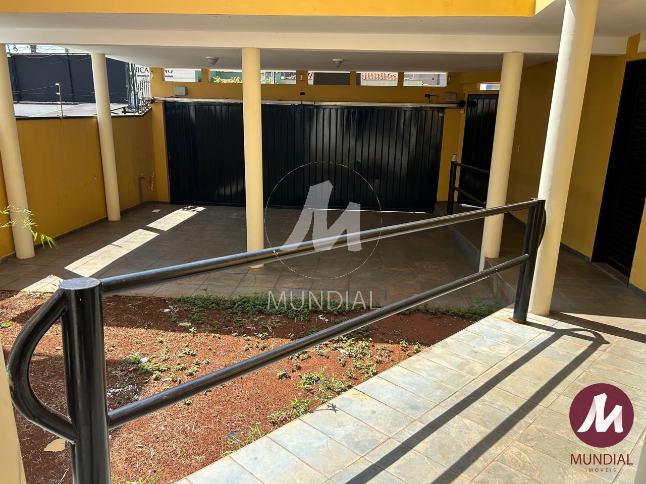 Garagem/estacionamento — foto 13