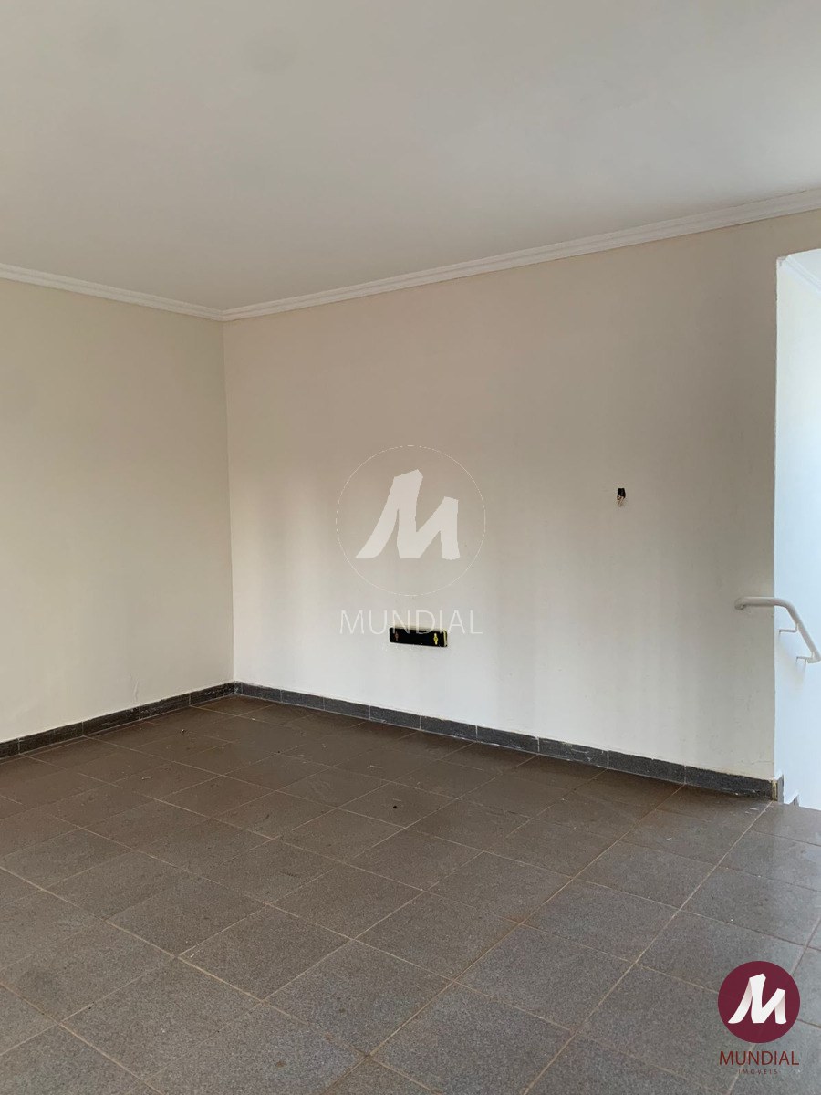 Garagem/estacionamento — foto 2