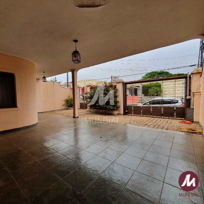 Garagem/estacionamento — foto 3