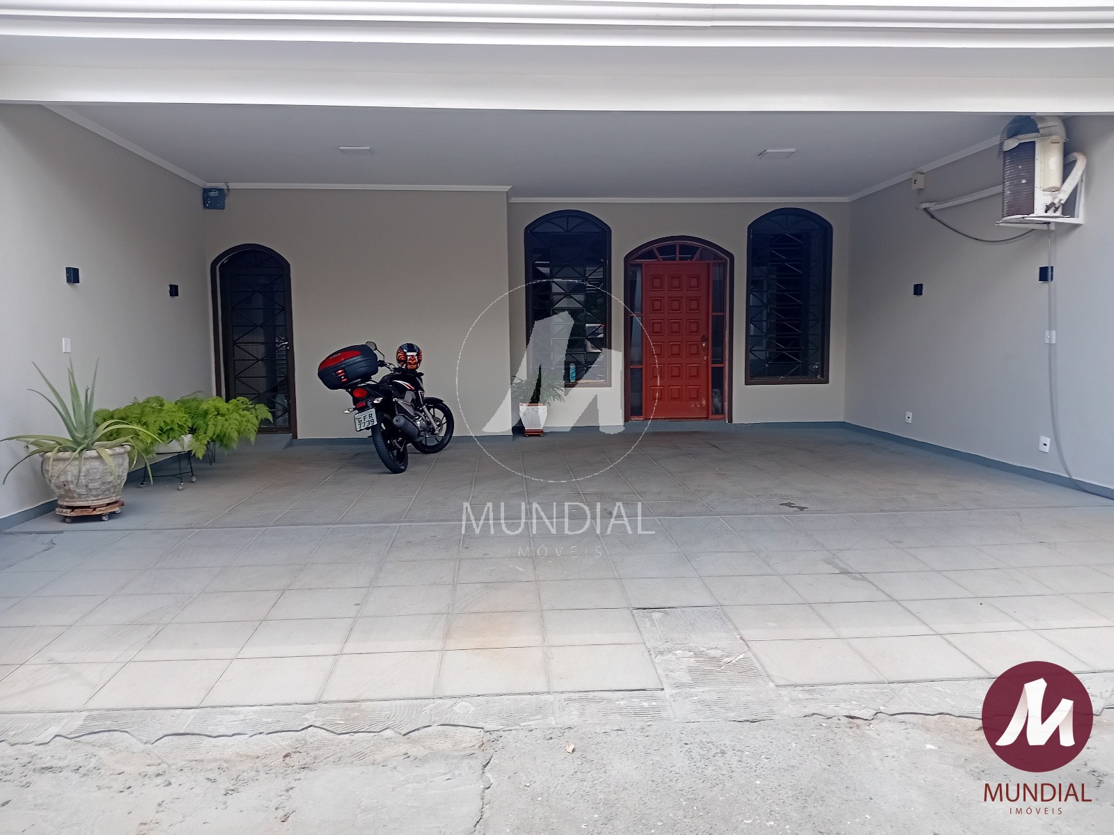 Garagem/estacionamento — foto 31