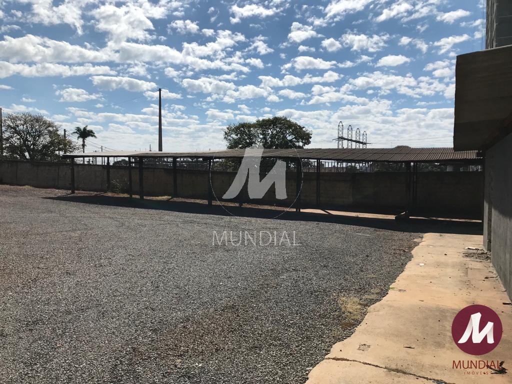 Garagem/estacionamento — foto 3