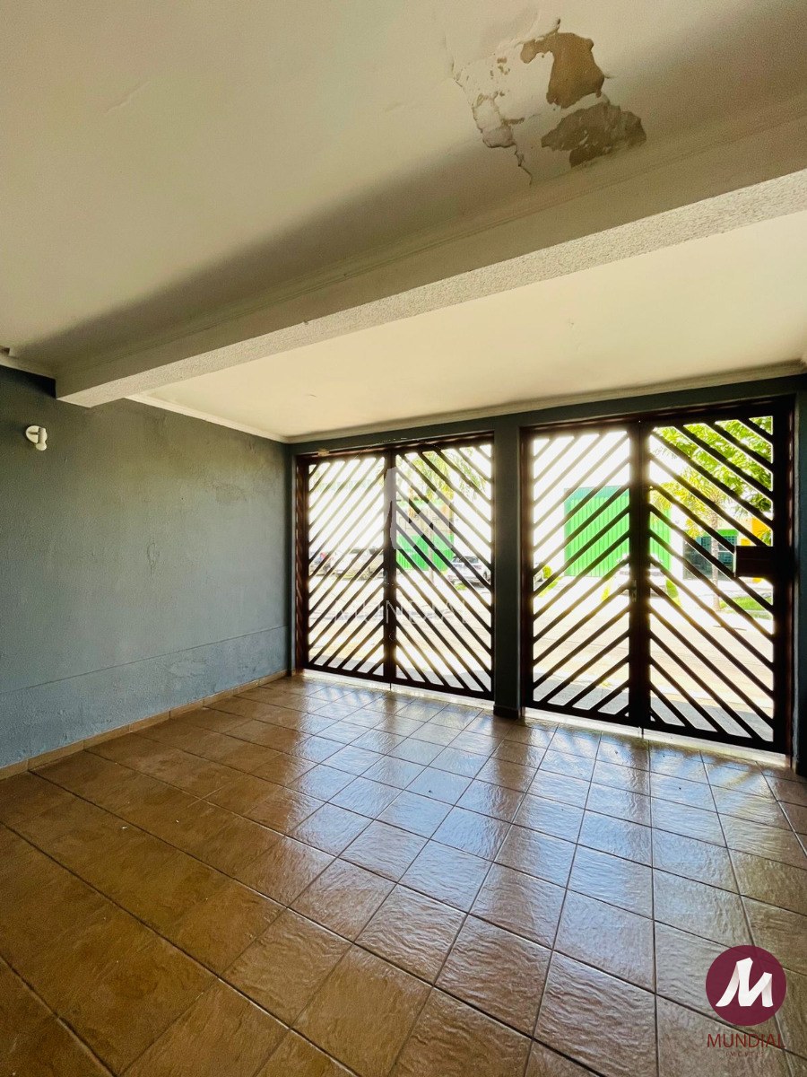 Garagem/estacionamento — foto 4