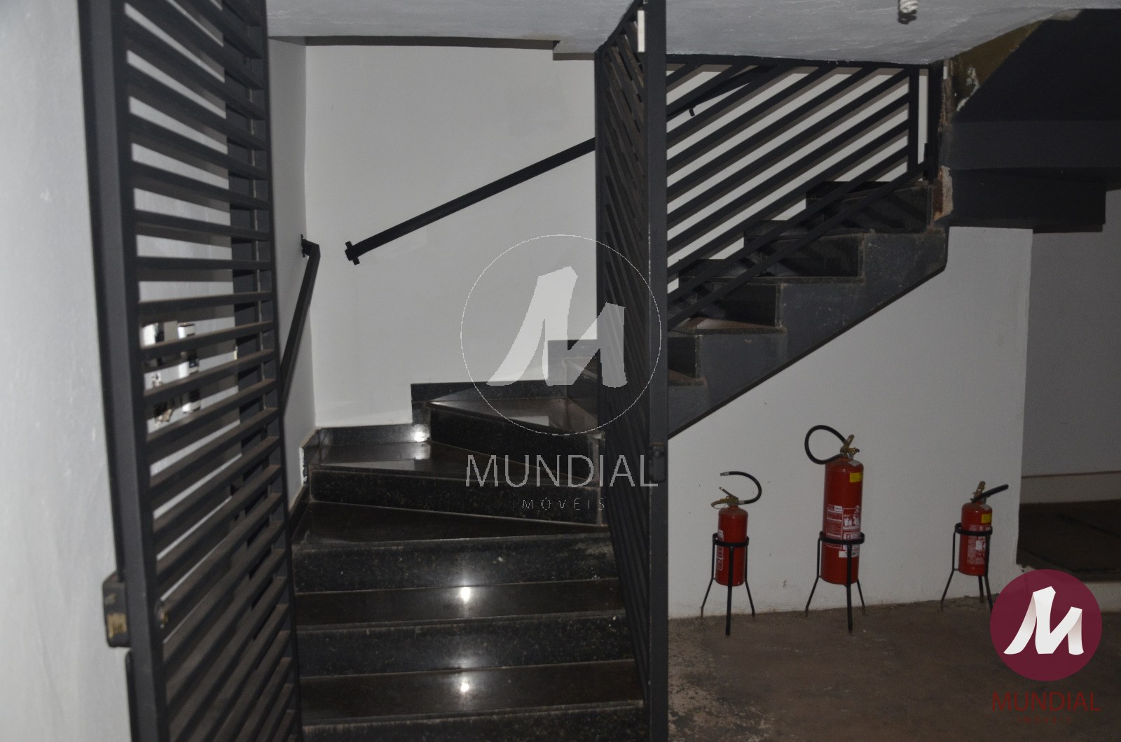 Garagem/estacionamento — foto 35