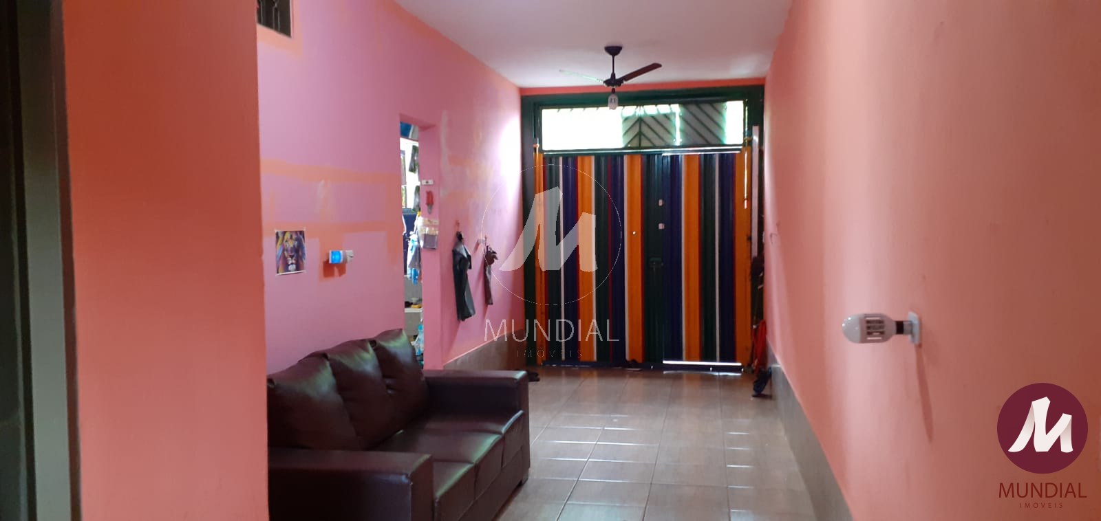 Garagem/estacionamento — foto 1