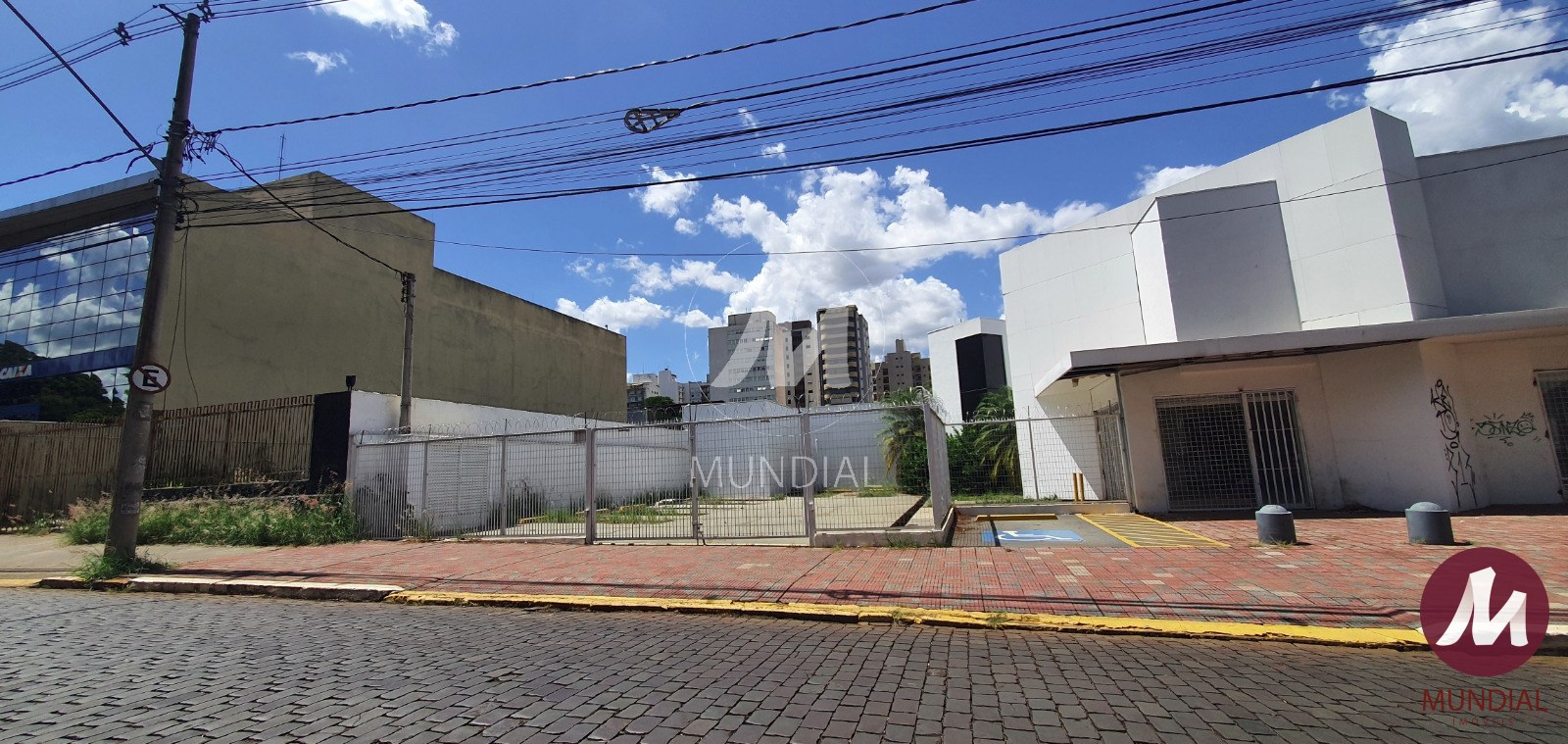 Garagem/estacionamento — foto 3