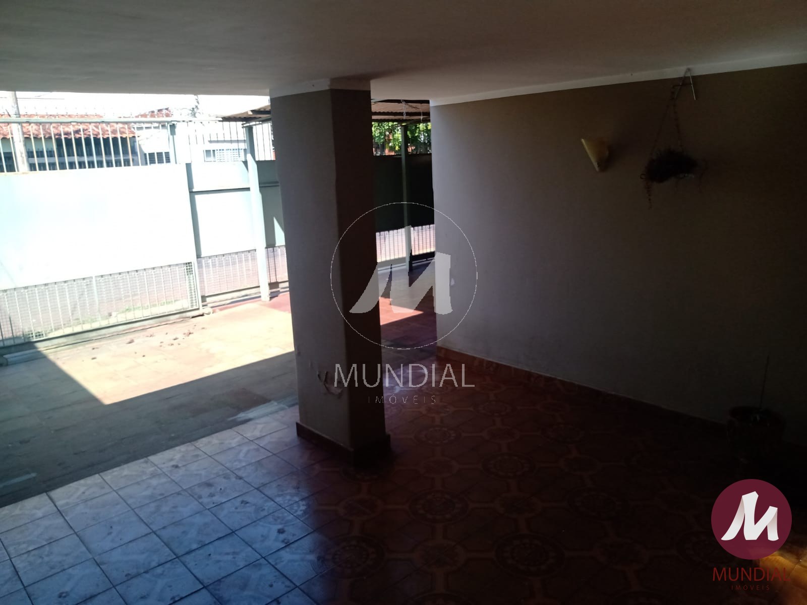 Garagem/estacionamento — foto 4