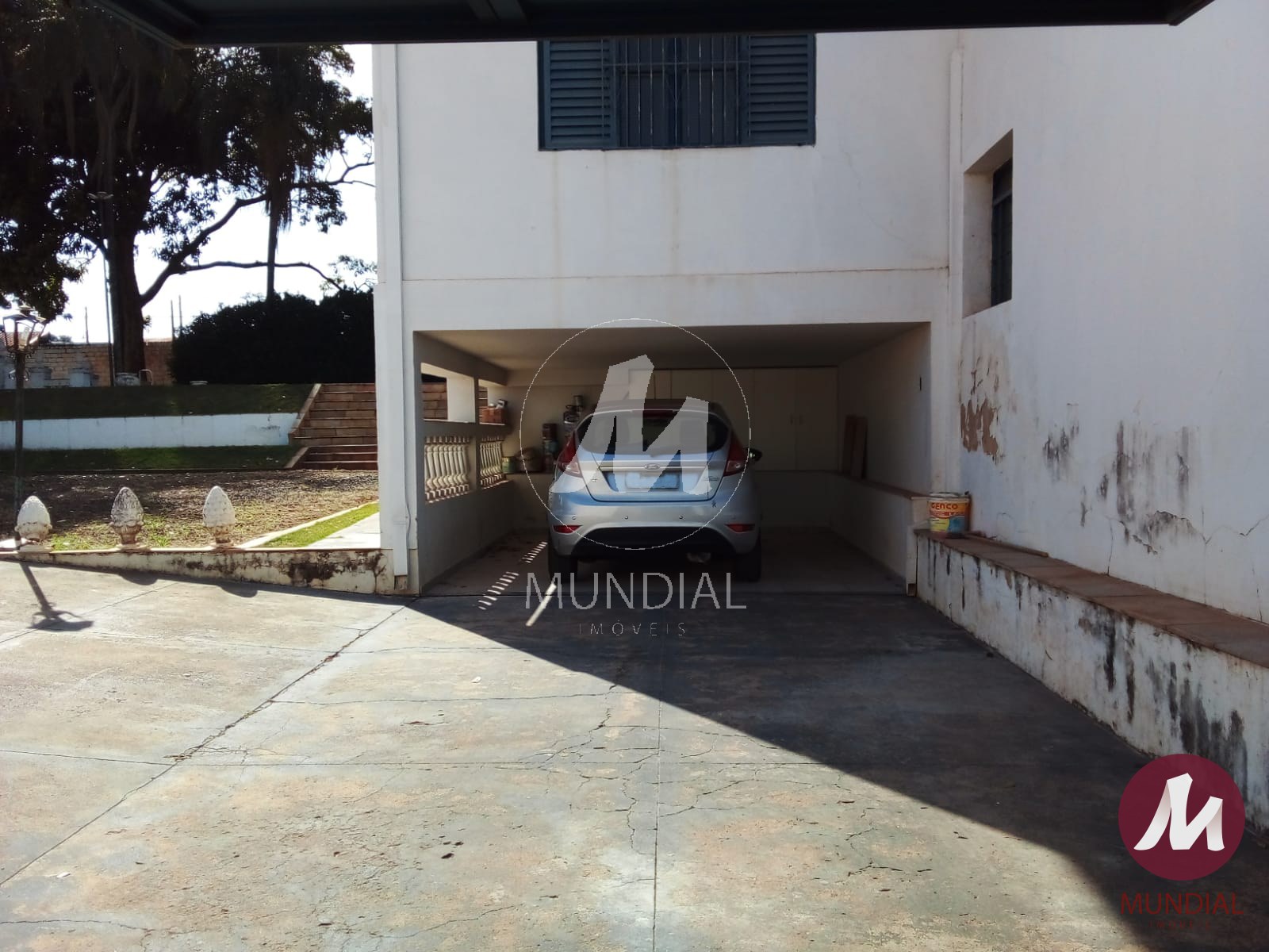 Garagem/estacionamento — foto 4