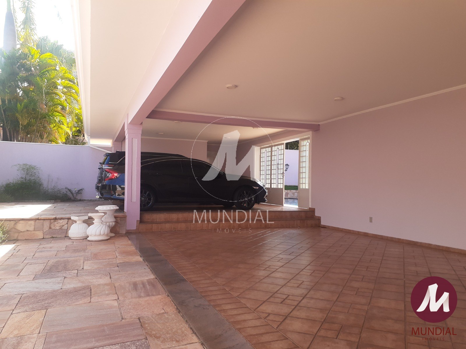 Garagem/estacionamento — foto 4