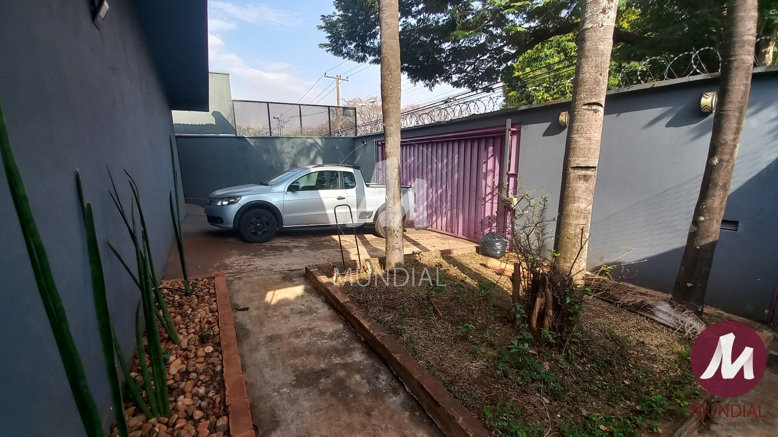 Garagem/estacionamento — foto 2