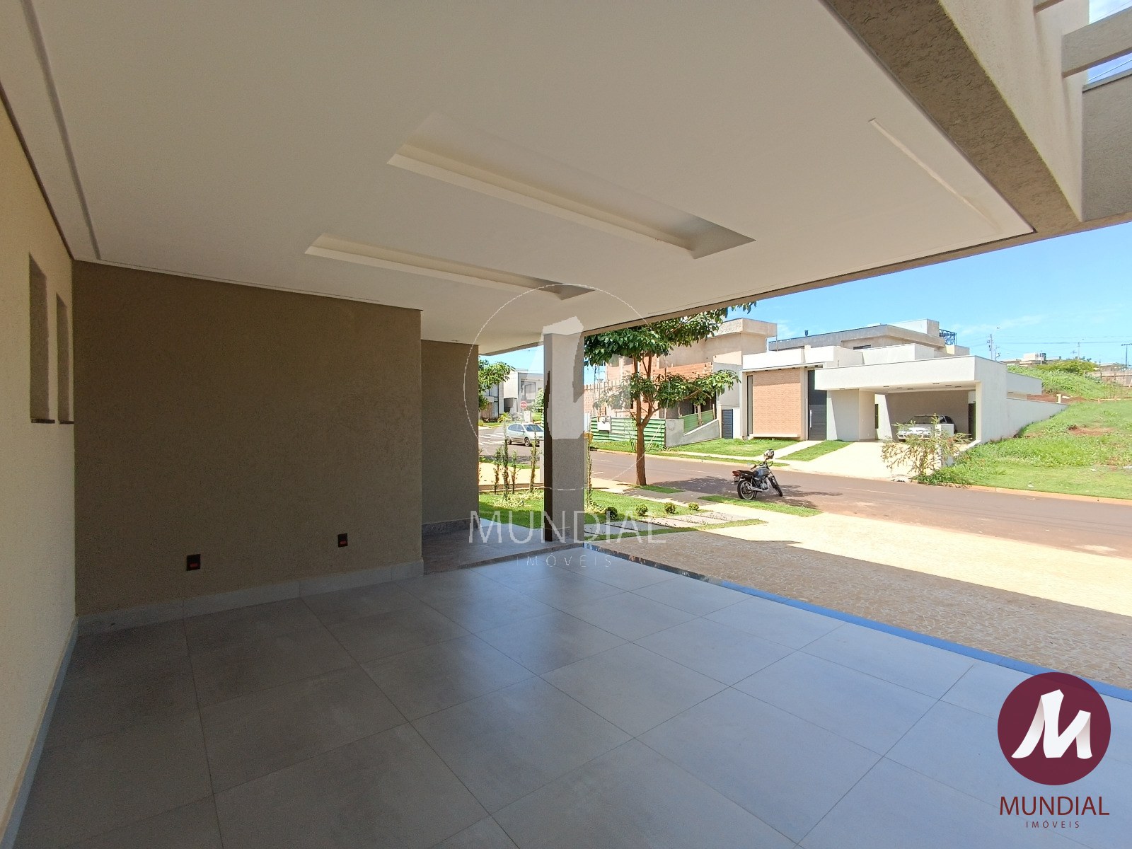 Garagem/estacionamento — foto 6