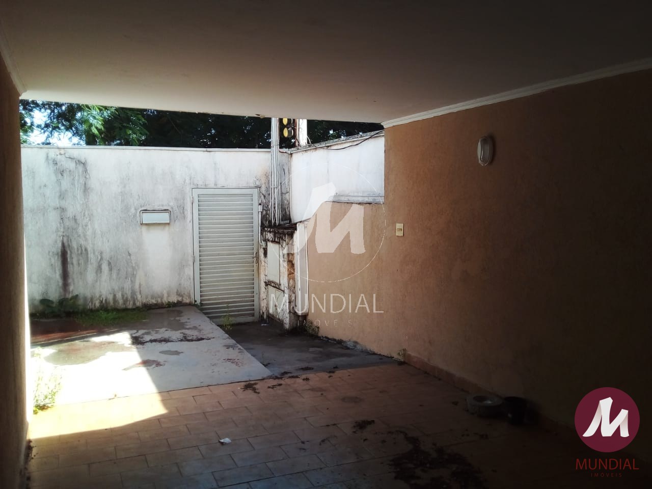 Garagem/estacionamento — foto 4