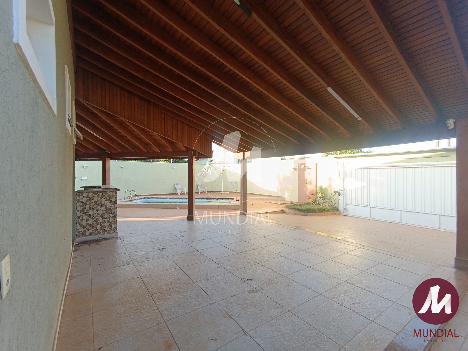 Garagem/estacionamento — foto 29