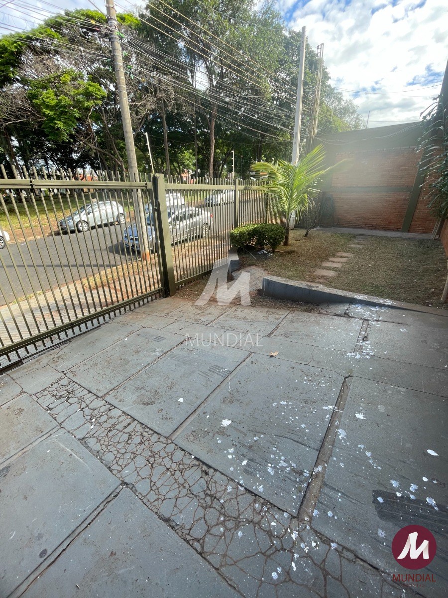 Garagem/estacionamento — foto 3