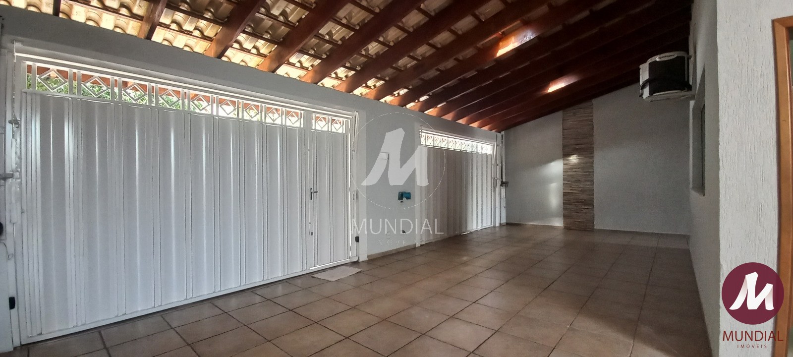 Garagem/estacionamento — foto 2