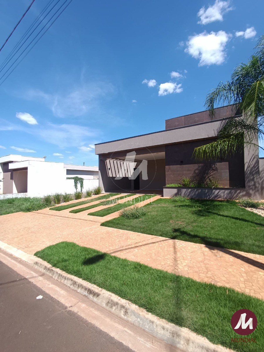 Garagem/estacionamento — foto 1