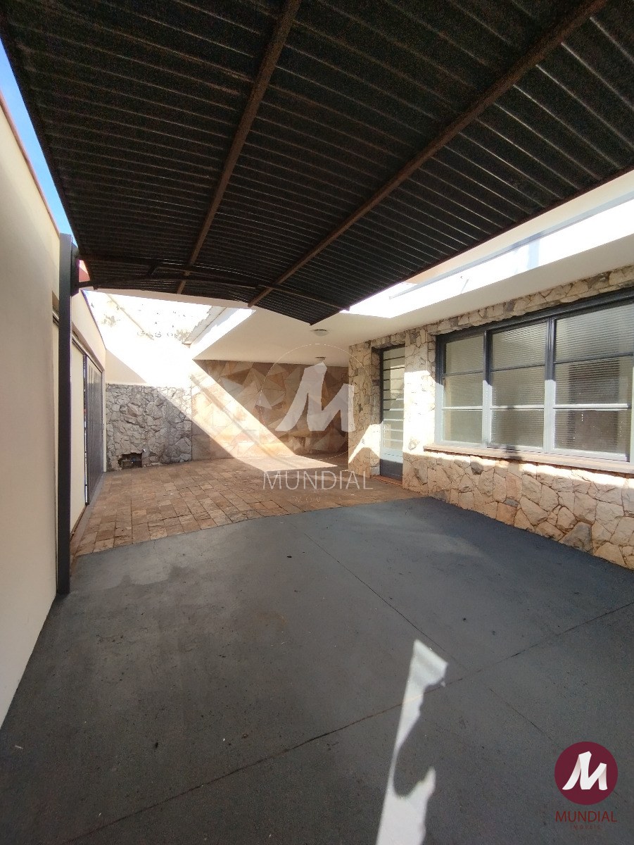 Garagem/estacionamento — foto 1