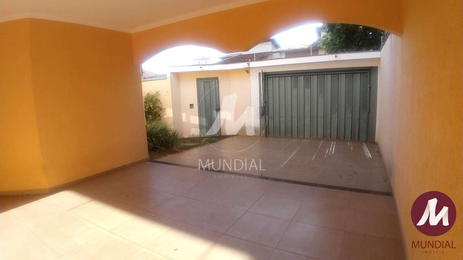 Garagem/estacionamento — foto 3