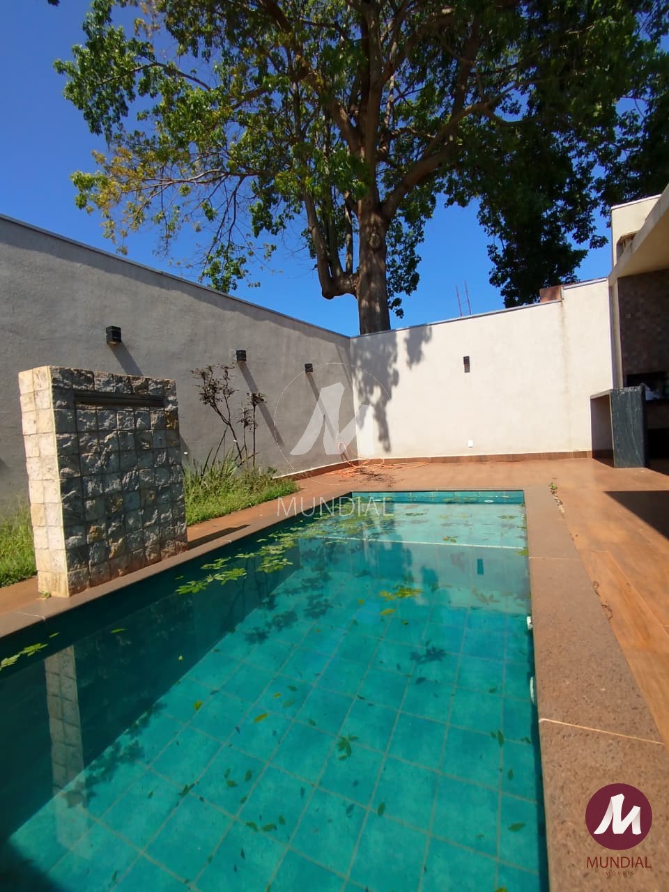 Piscinas para mergulhar de cabeça — Casa em Terras De Santa Martha