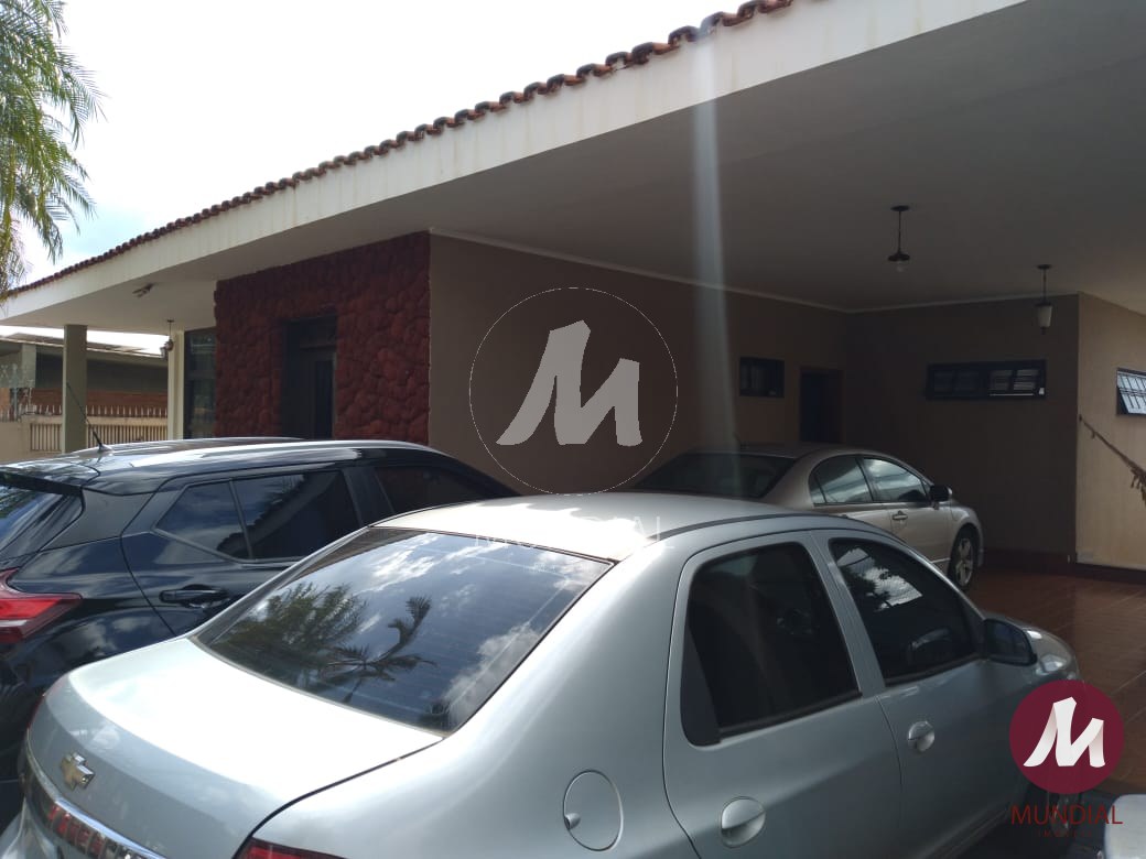 Garagem/estacionamento — foto 2
