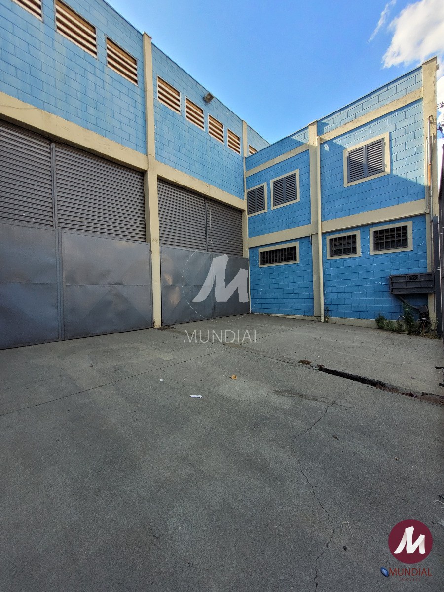 Garagem/estacionamento — foto 3