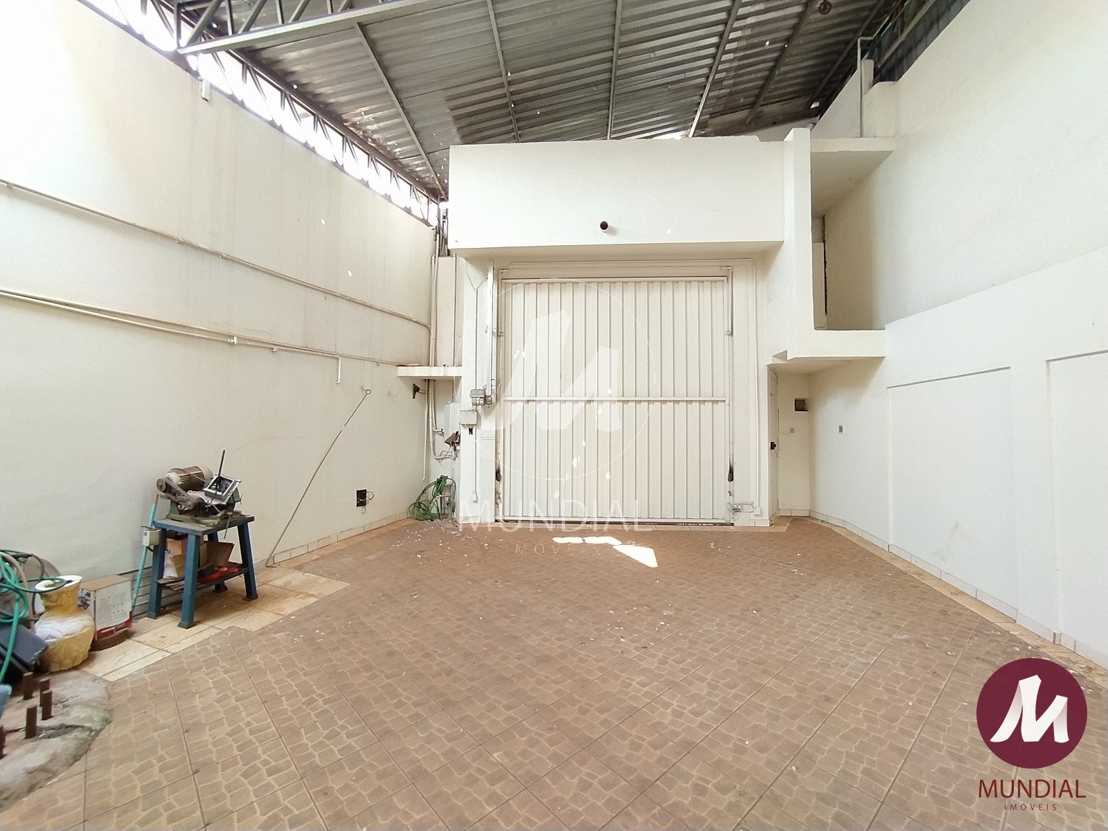 Garagem/estacionamento — foto 28