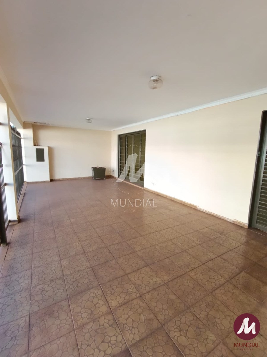 Garagem/estacionamento — foto 2