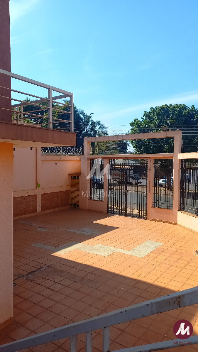 Garagem/estacionamento — foto 2
