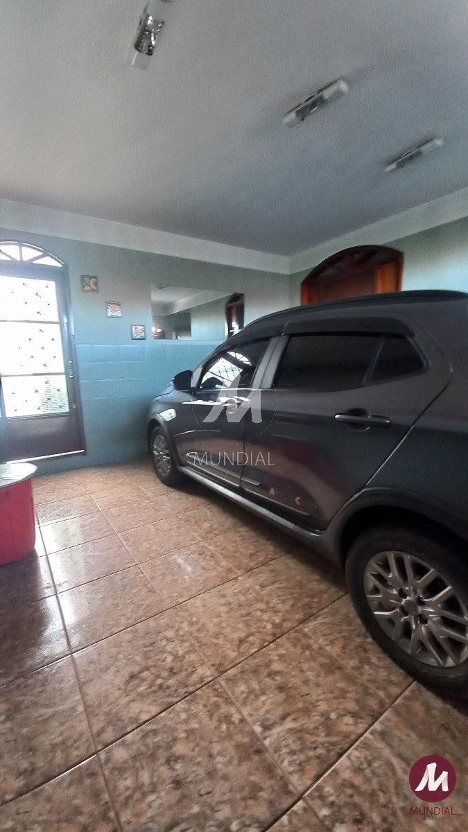 Garagem/estacionamento — foto 2