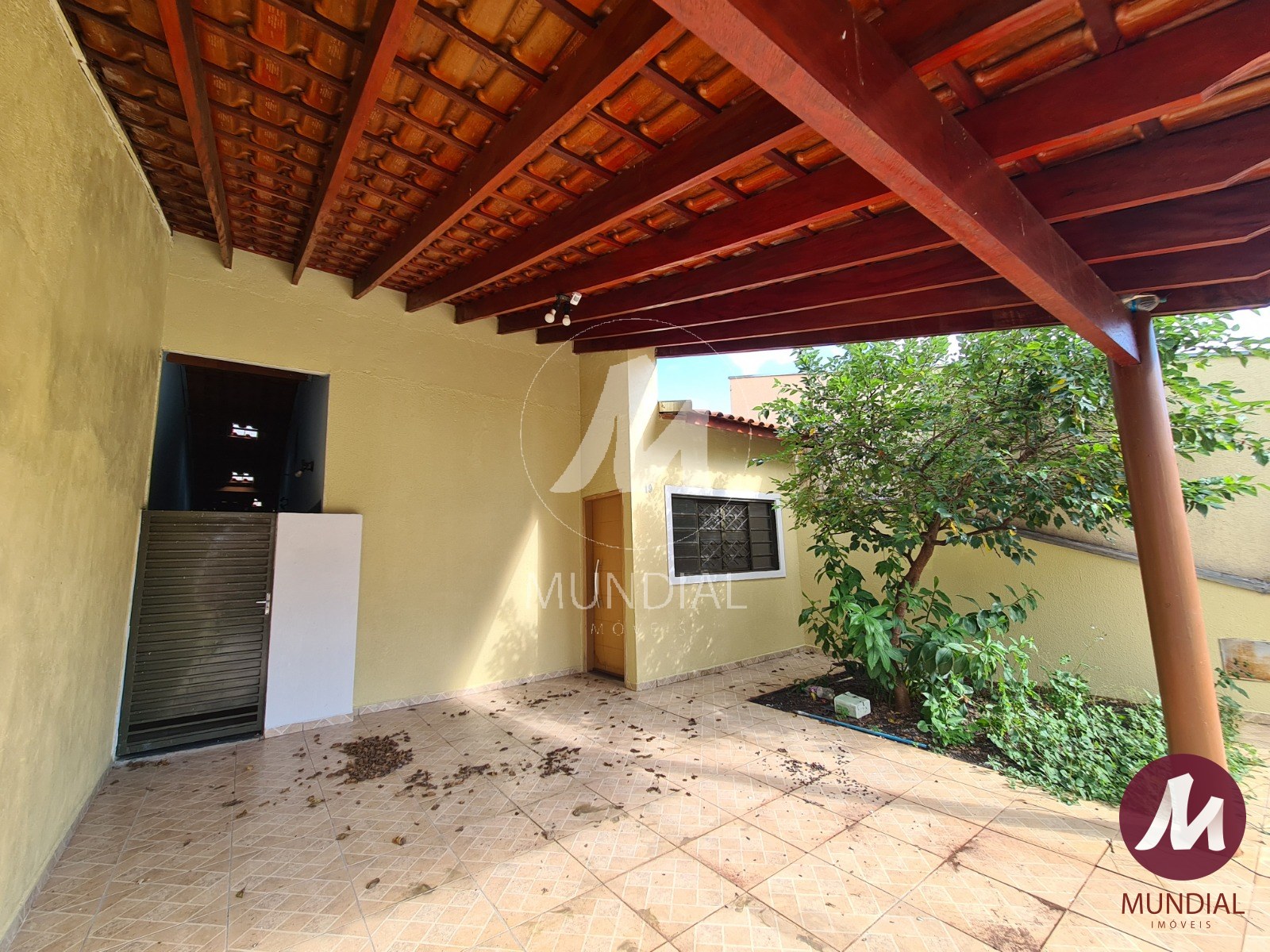 Garagem/estacionamento — foto 2