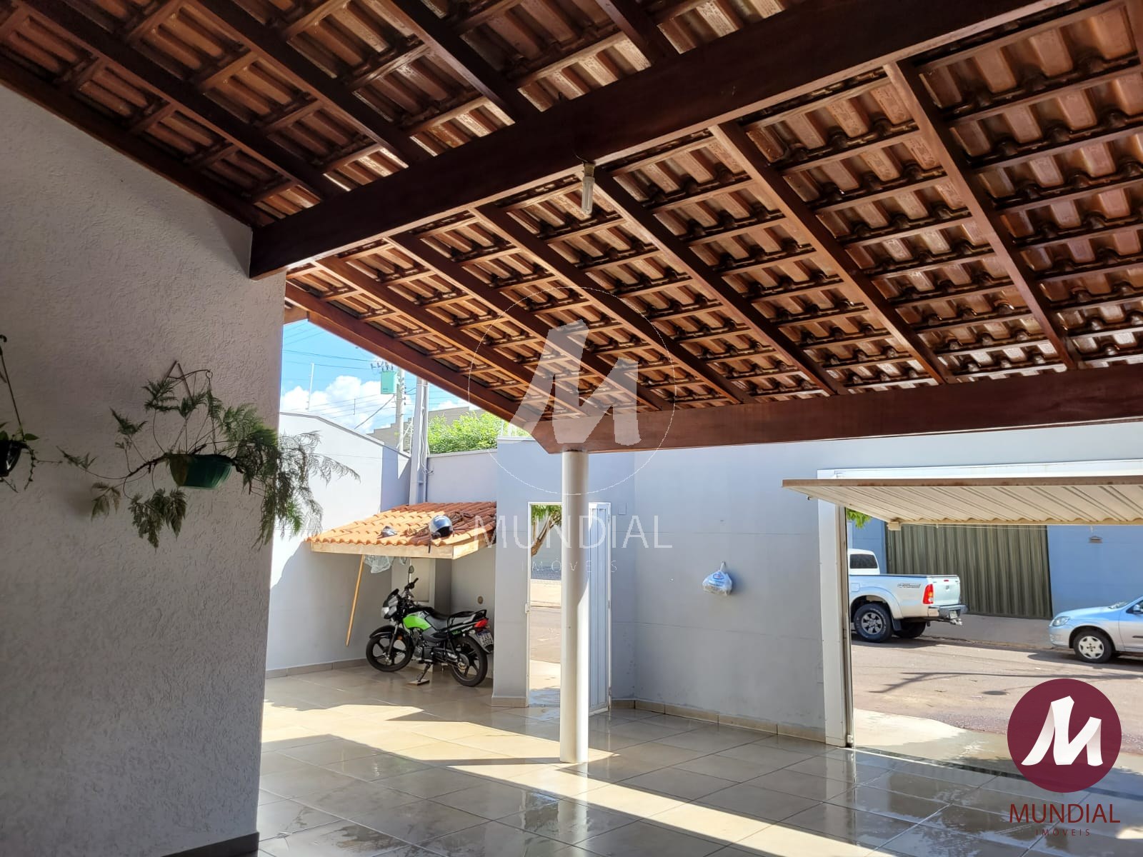 Garagem/estacionamento — foto 2