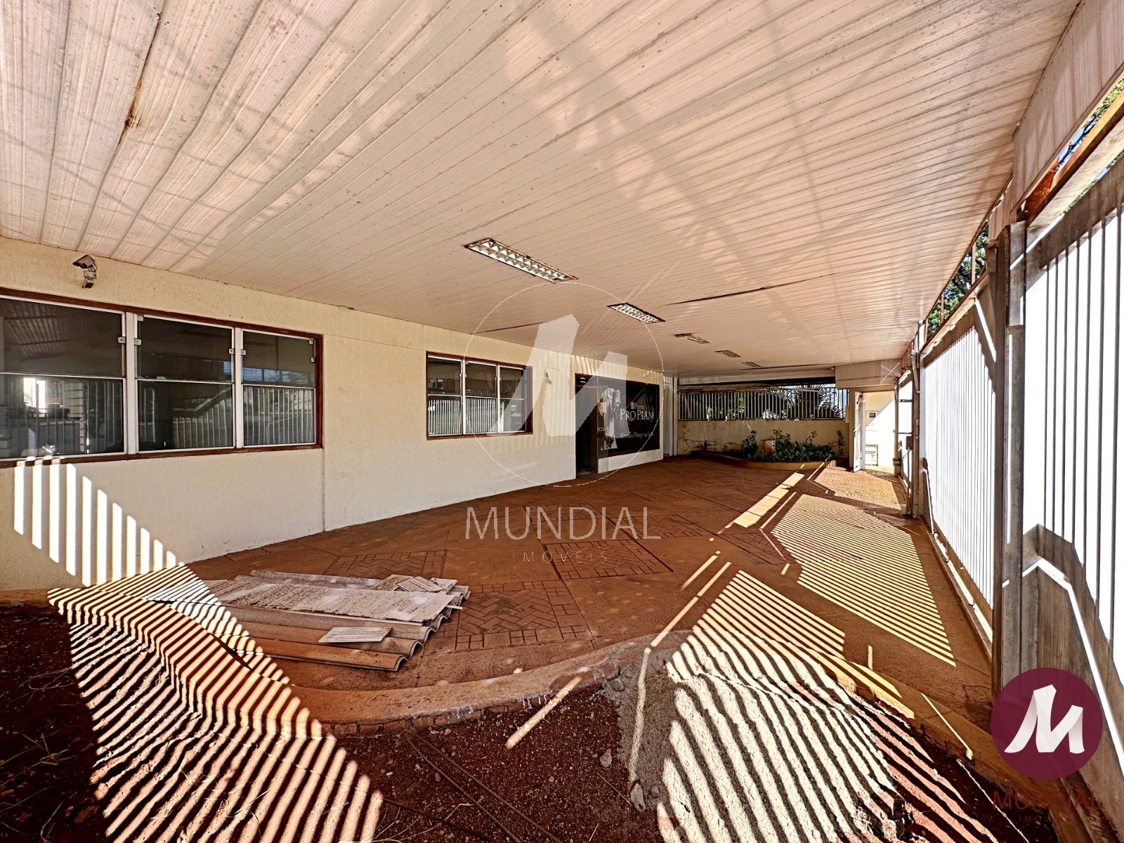 Garagem/estacionamento — foto 3