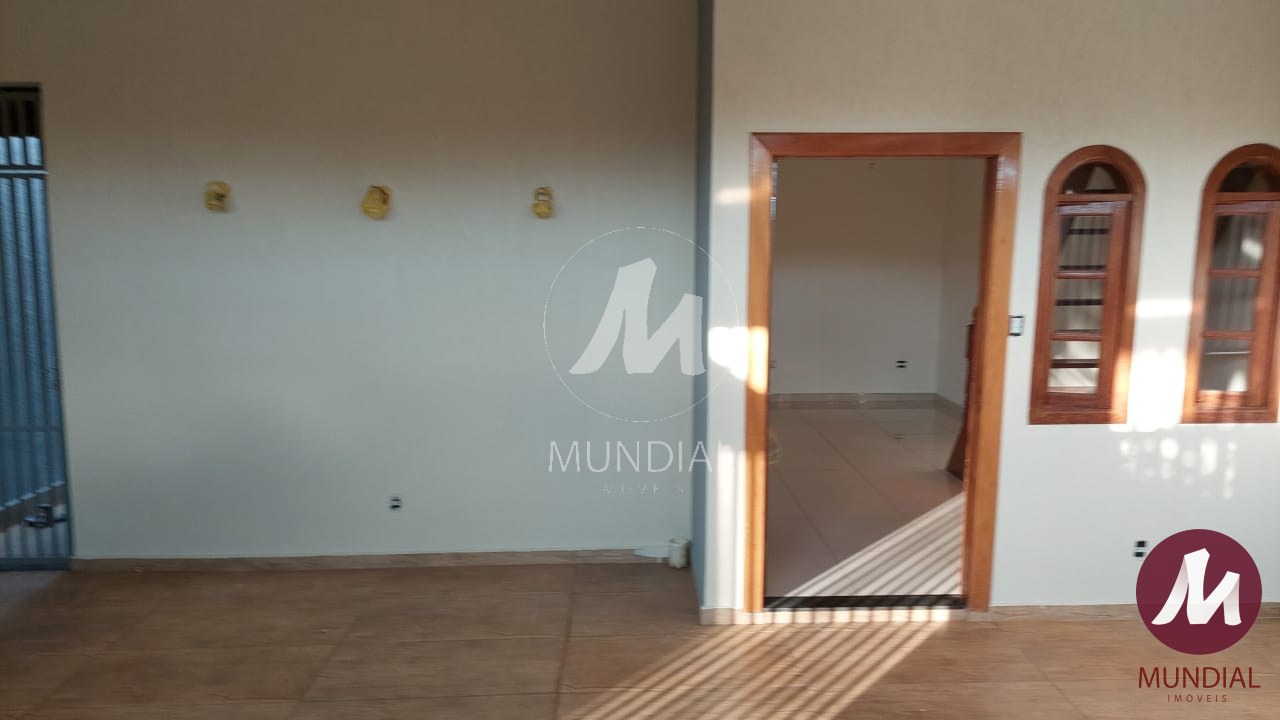 Garagem/estacionamento — foto 1