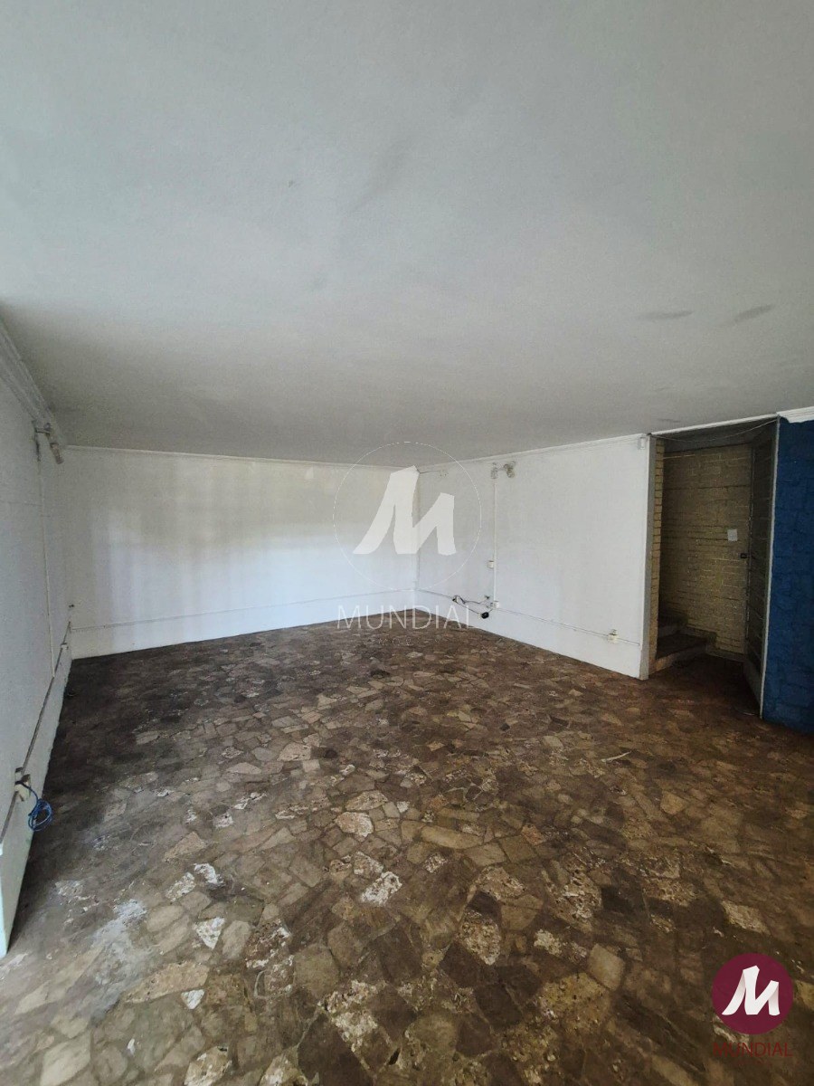 Garagem/estacionamento — foto 3