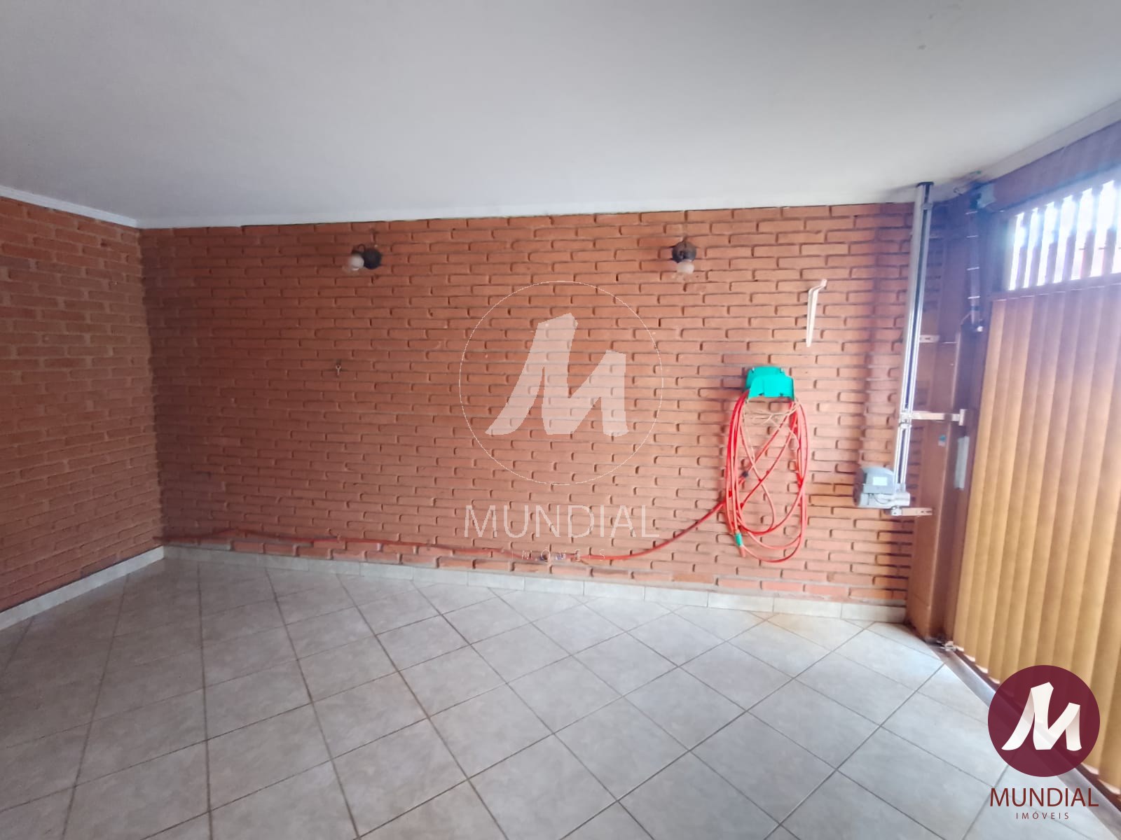Garagem/estacionamento — foto 3