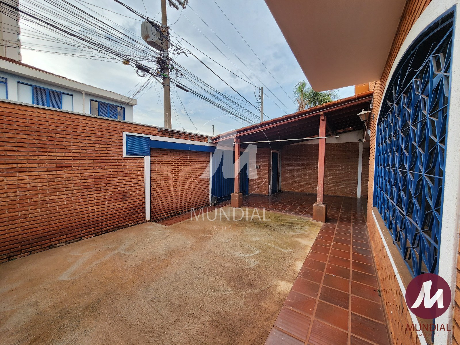 Garagem/estacionamento — foto 2