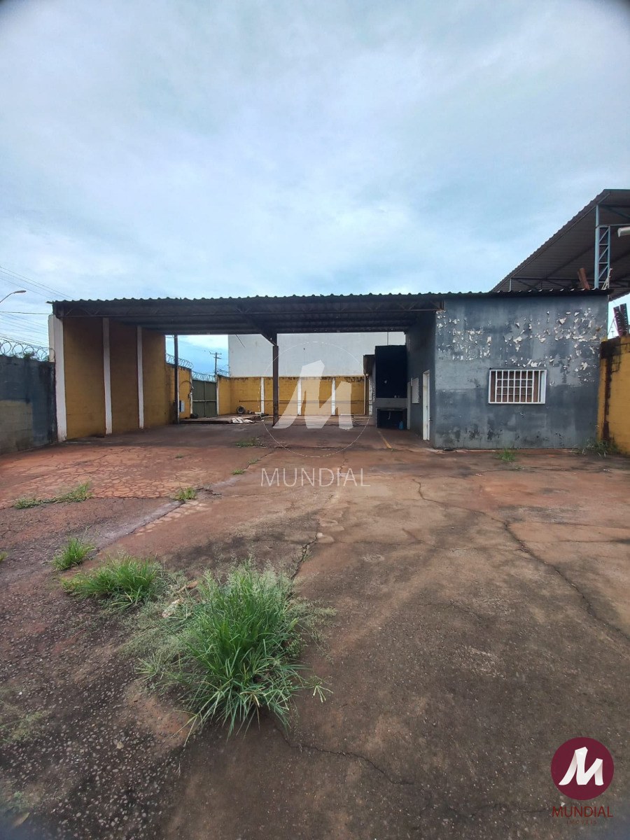 Garagem/estacionamento — foto 4