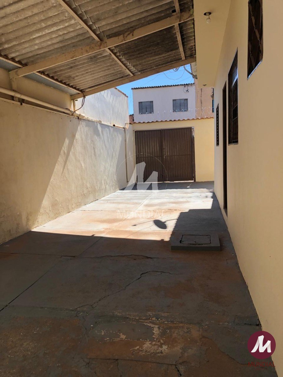 Garagem/estacionamento — foto 1