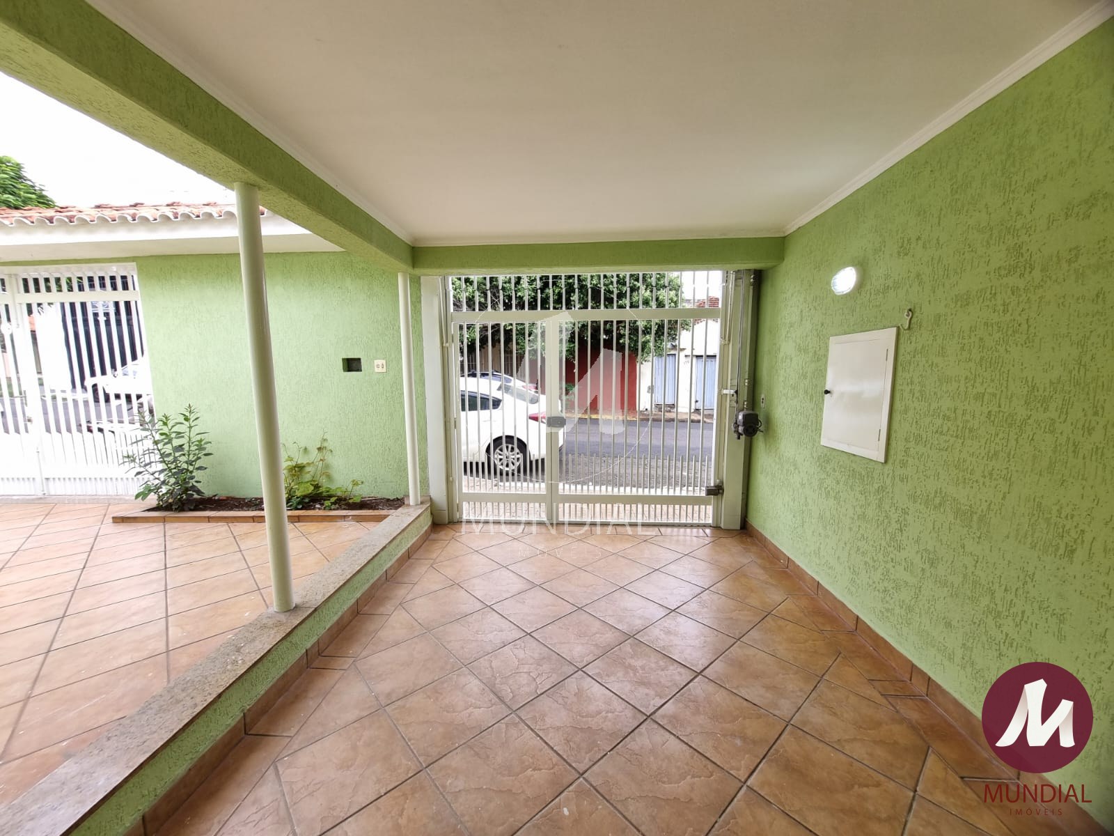 Garagem/estacionamento — foto 17