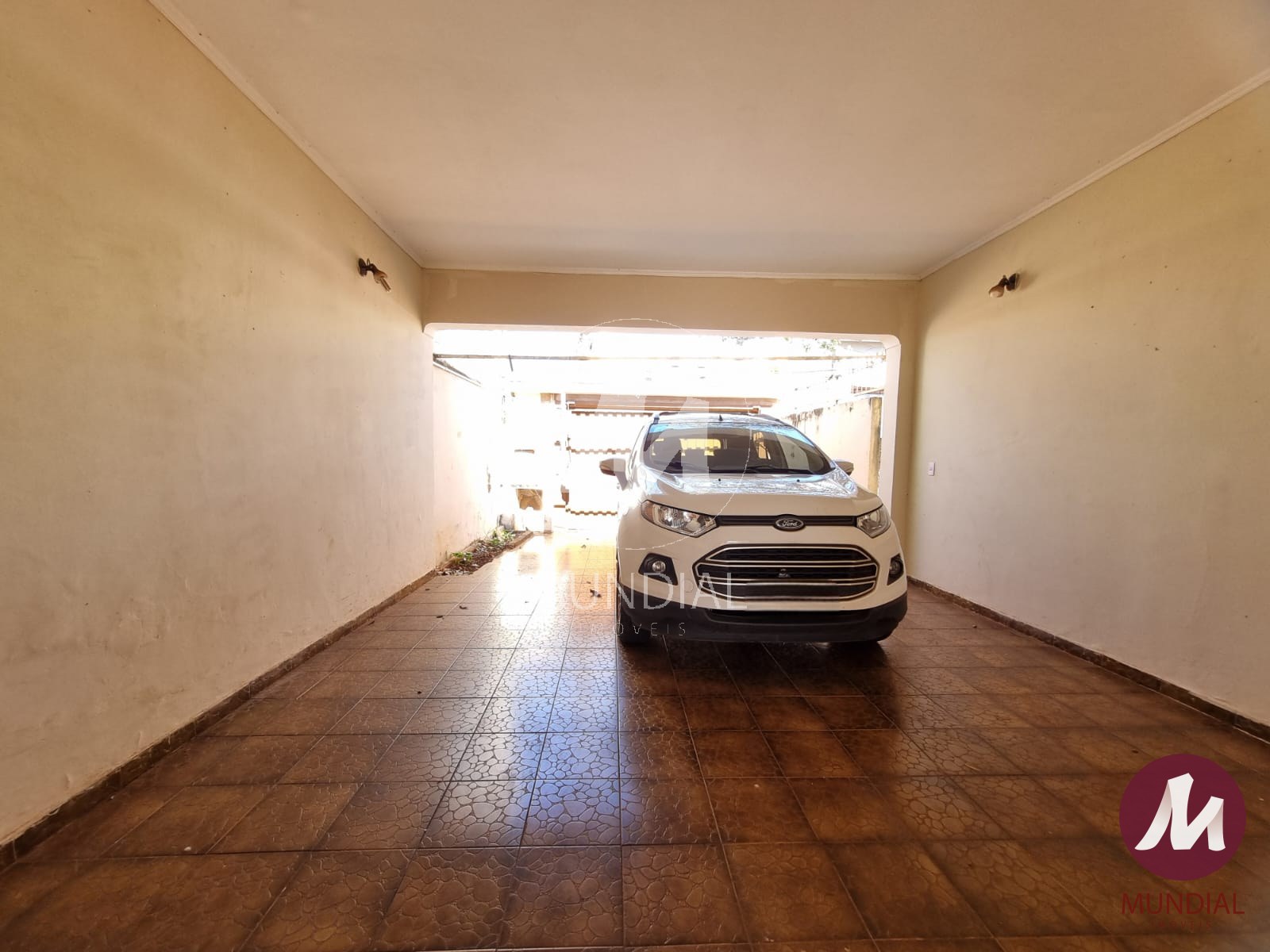 Garagem/estacionamento — foto 18