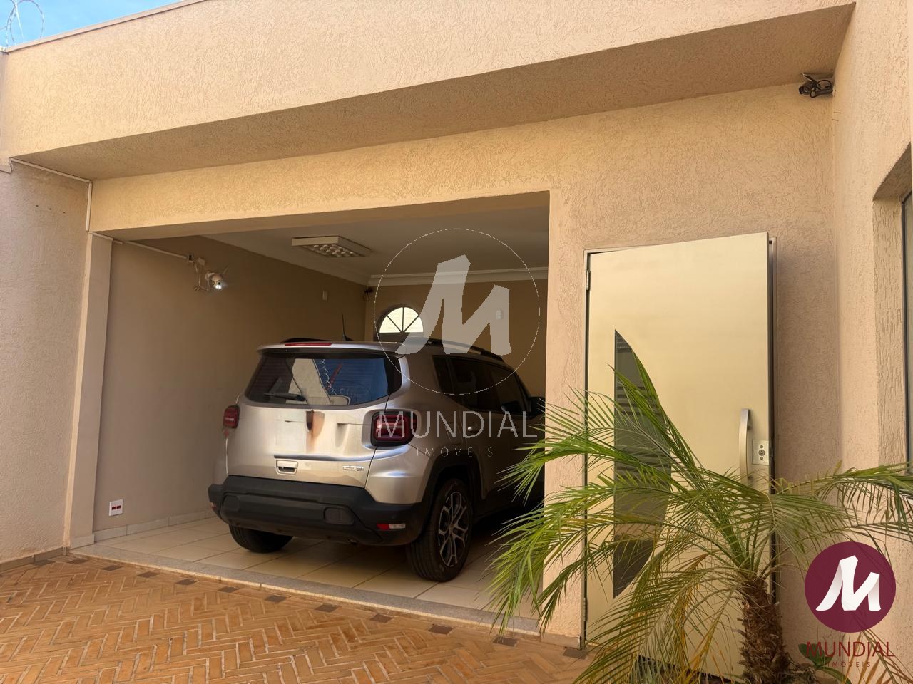 Garagem/estacionamento — foto 13