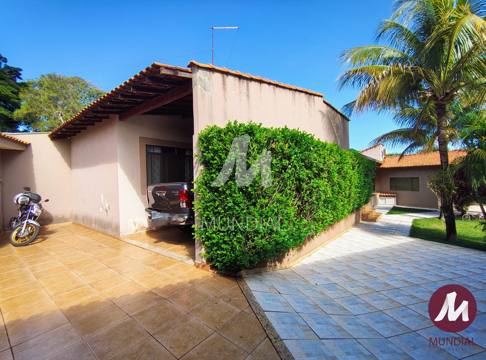 Garagem/estacionamento — foto 13