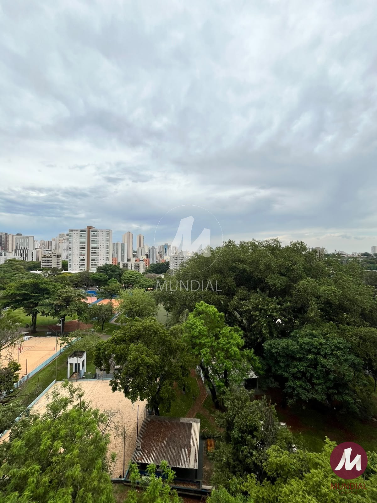 Vistas que fazem parar — Apartamento em City Ribeirão