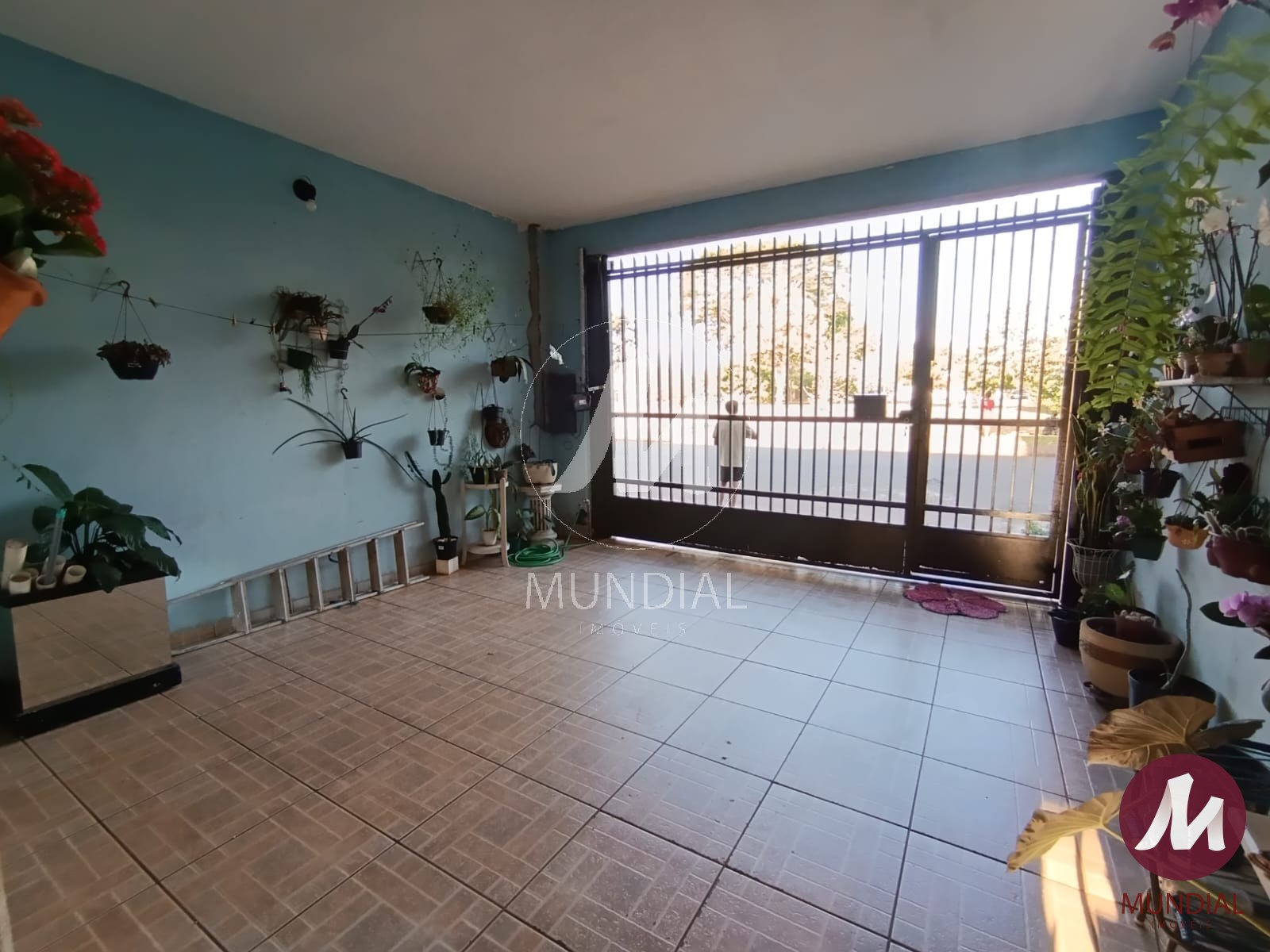 Garagem/estacionamento — foto 2