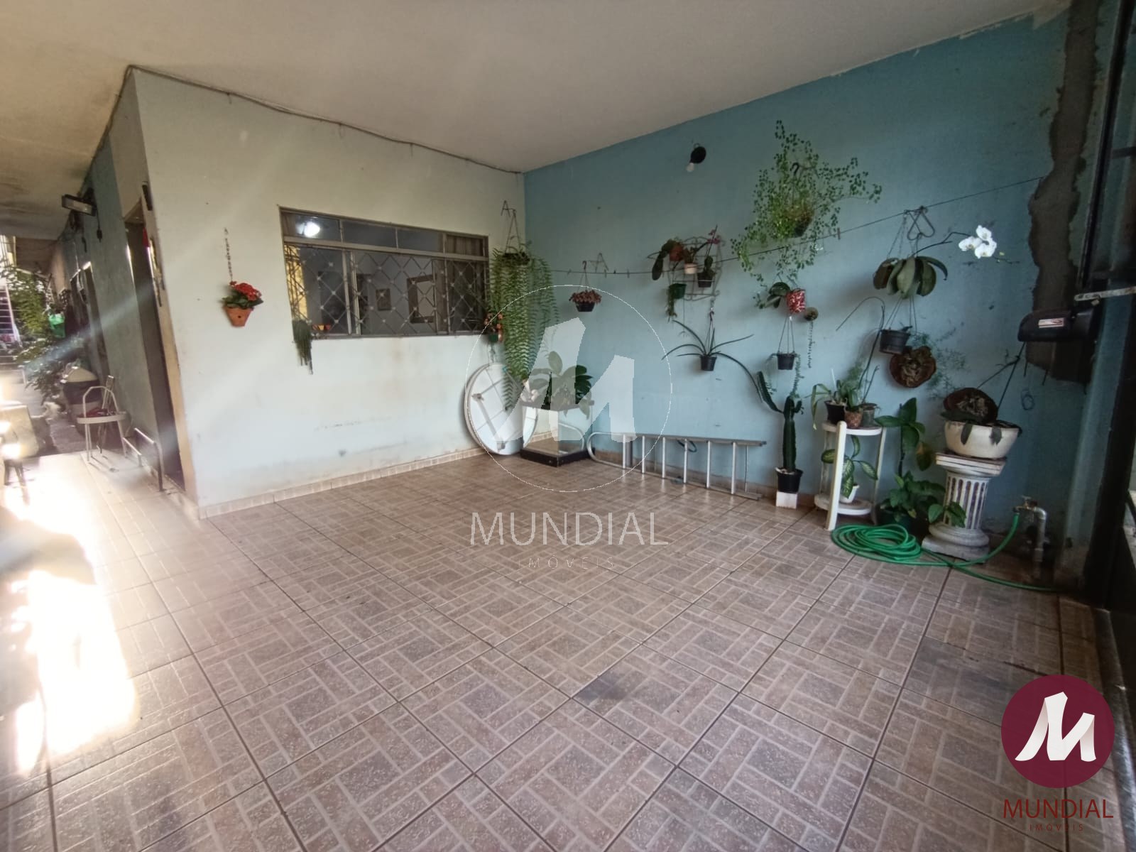 Garagem/estacionamento — foto 3