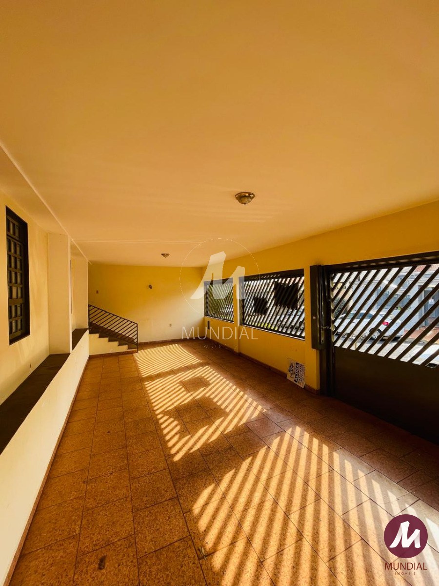 Garagem/estacionamento — foto 3