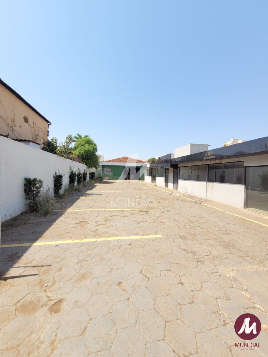 Garagem/estacionamento — foto 2