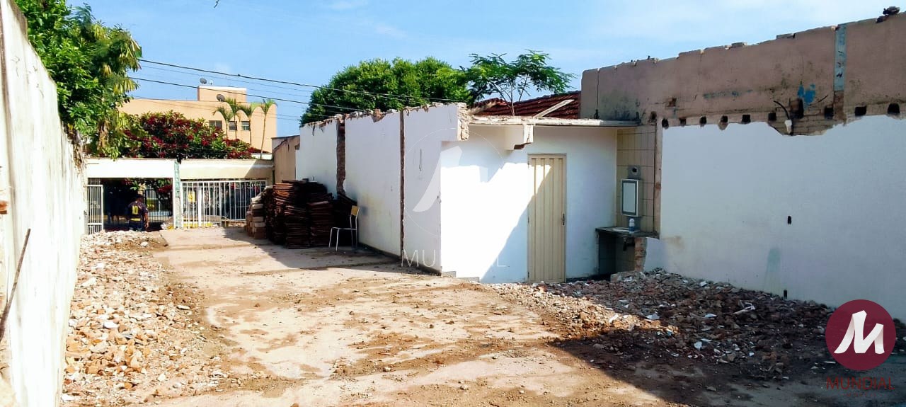 Garagem/estacionamento — foto 2
